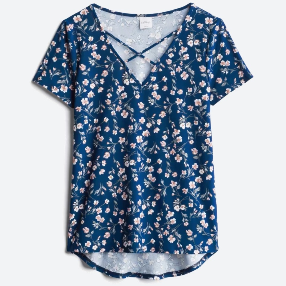 Le Lis Kaleigh Santeria Floral Top